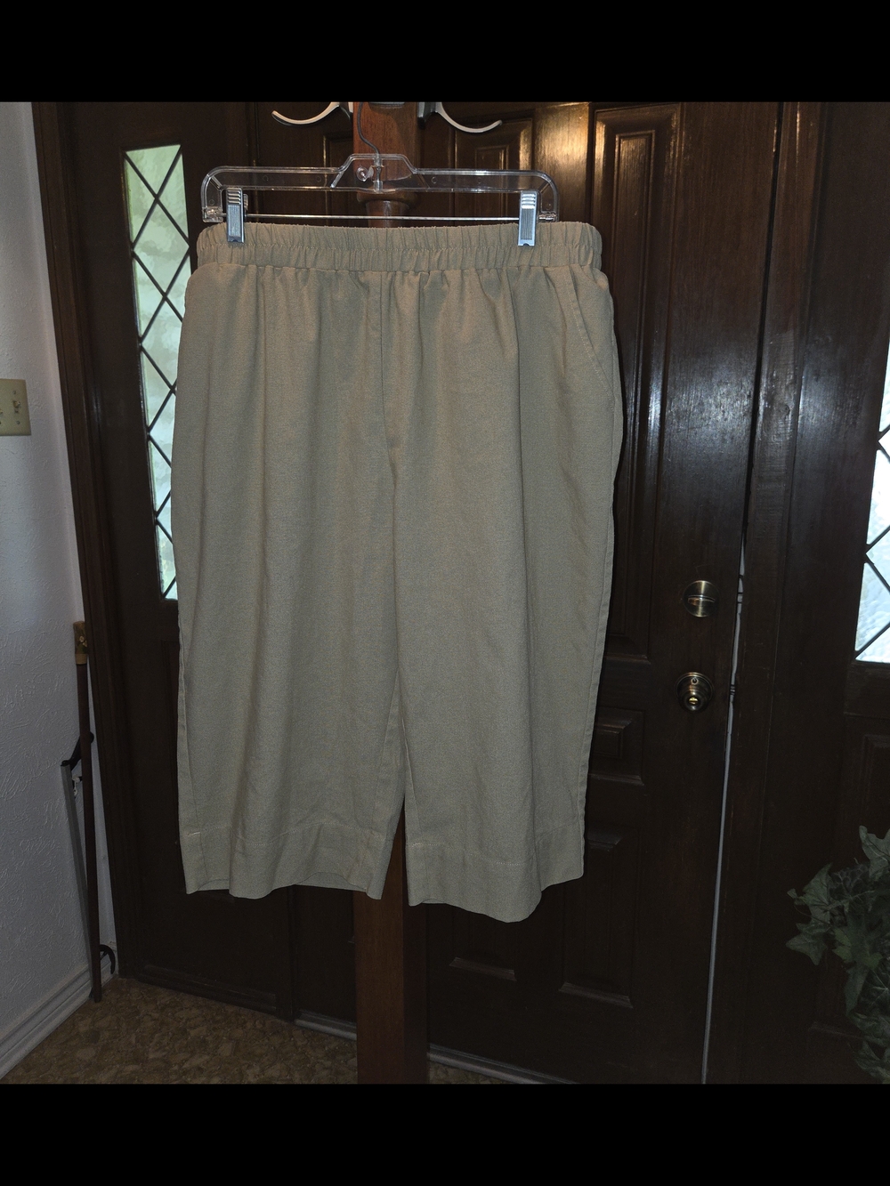 Capri Khaki Pants With Elastic Waist